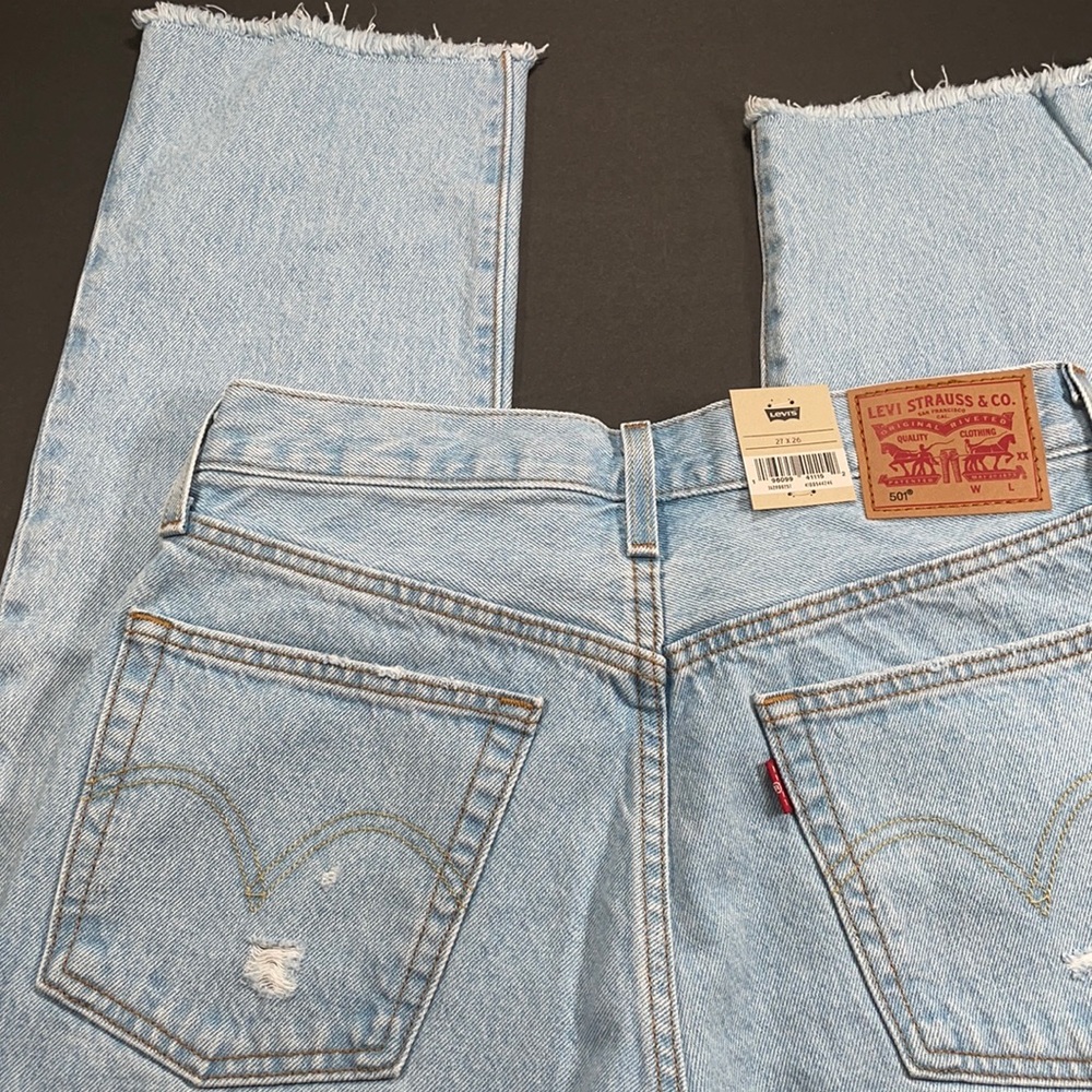 Levi’s 501 Cropped High Rise